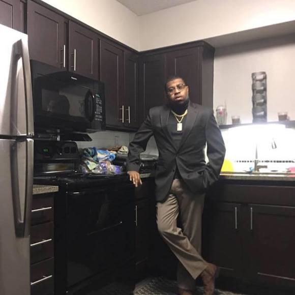 Meet your Posher, Franklin - Picture 1 of 1